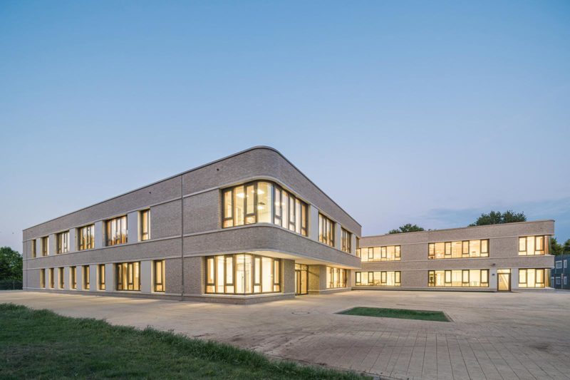 Grundschule Humannstr. 1