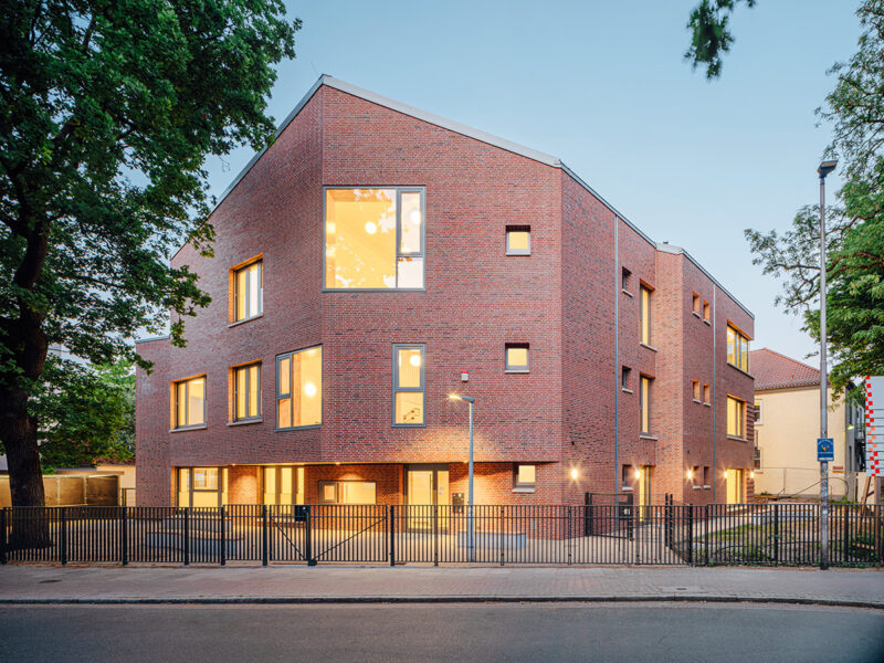 NEUBAU DES KINDER- UND FAMILIENZENTRUMS HALMERWEG IN GRÖPELINGEN – BREMEN